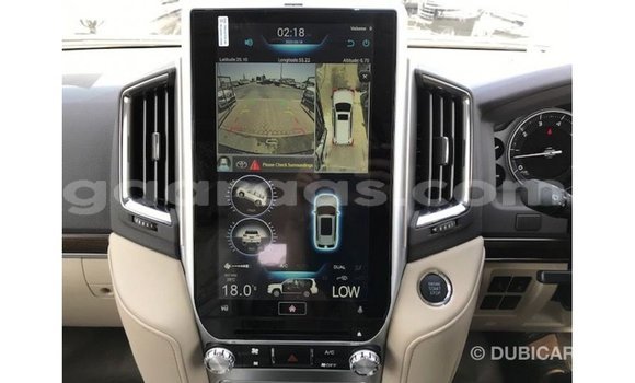 Acheter Import Voiture Toyota Land Cruiser Noir à Import - Dubai, Dakar Acheter Import Voiture Toyota Land Cruiser Noir à Import - Dubai, Dakar