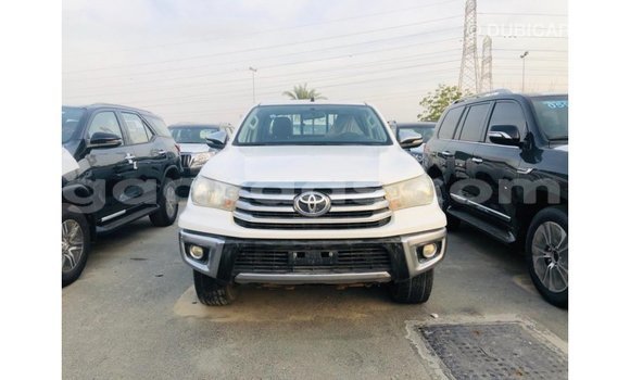Buy Import Toyota Hilux White Car in Import - Dubai in Dakar Buy Import Toyota Hilux White Car in Import - Dubai in Dakar