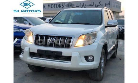 Acheter Import Voiture Toyota Prado Blanc à Import - Dubai, Dakar Acheter Import Voiture Toyota Prado Blanc à Import - Dubai, Dakar