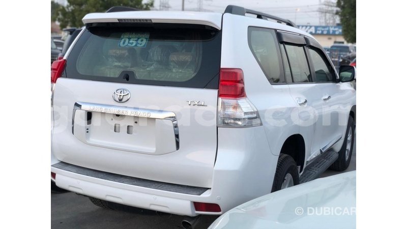 Big with watermark toyota prado dakar import dubai 6625