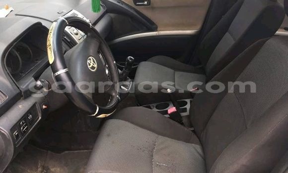Acheter Occasion Voiture Toyota Verso Blanc à Bakel, Tambacounda Acheter Occasion Voiture Toyota Verso Blanc à Bakel, Tambacounda