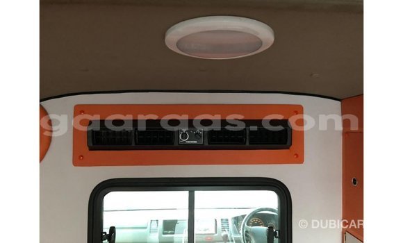Dieundeu Imported Toyota Hiace White Auto in Import - Dubai in Dakar Dieundeu Imported Toyota Hiace White Auto in Import - Dubai in Dakar