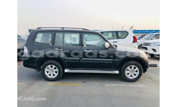Dieundeu Imported Mitsubishi Pajero Black Auto in Import - Dubai in Dakar Dieundeu Imported Mitsubishi Pajero Black Auto in Import - Dubai in Dakar