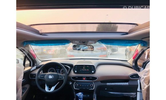 Dieundeu Imported Hyundai Santa Fe White Auto in Import - Dubai in Dakar Dieundeu Imported Hyundai Santa Fe White Auto in Import - Dubai in Dakar