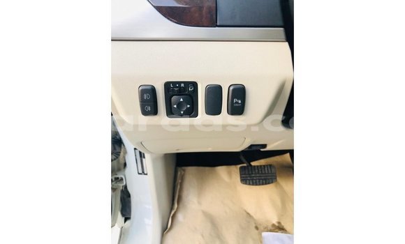 Buy Import Mitsubishi Pajero White Car in Import - Dubai in Dakar Buy Import Mitsubishi Pajero White Car in Import - Dubai in Dakar