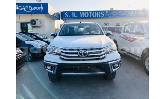 Buy Import Toyota Hilux White Car in Import - Dubai in Dakar Buy Import Toyota Hilux White Car in Import - Dubai in Dakar