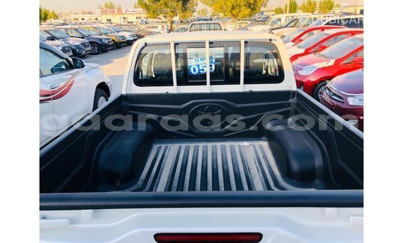 Buy Import Toyota Hilux White Car in Import - Dubai in Dakar Buy Import Toyota Hilux White Car in Import - Dubai in Dakar