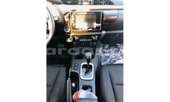 Buy Import Toyota Hilux White Car in Import - Dubai in Dakar Buy Import Toyota Hilux White Car in Import - Dubai in Dakar