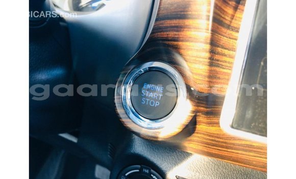 Buy Import Toyota Hilux White Car in Import - Dubai in Dakar Buy Import Toyota Hilux White Car in Import - Dubai in Dakar