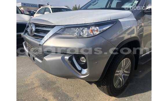 Acheter Import Voiture Toyota Fortuner Autre à Import - Dubai, Dakar Acheter Import Voiture Toyota Fortuner Autre à Import - Dubai, Dakar