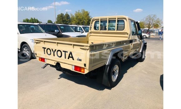 Dieundeu Imported Toyota Land Cruiser Beige Auto in Import - Dubai in Dakar Dieundeu Imported Toyota Land Cruiser Beige Auto in Import - Dubai in Dakar