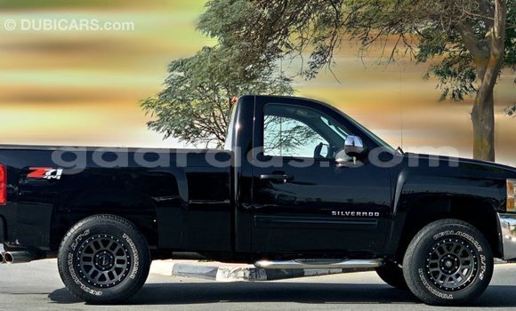 Acheter Import Voiture Chevrolet Silverado Noir à Import - Dubai, Dakar Acheter Import Voiture Chevrolet Silverado Noir à Import - Dubai, Dakar
