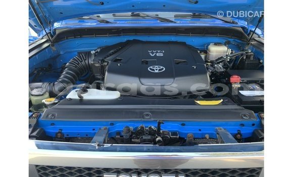 Acheter Import Voiture Toyota FJ Cruiser Bleu à Import - Dubai, Dakar Acheter Import Voiture Toyota FJ Cruiser Bleu à Import - Dubai, Dakar