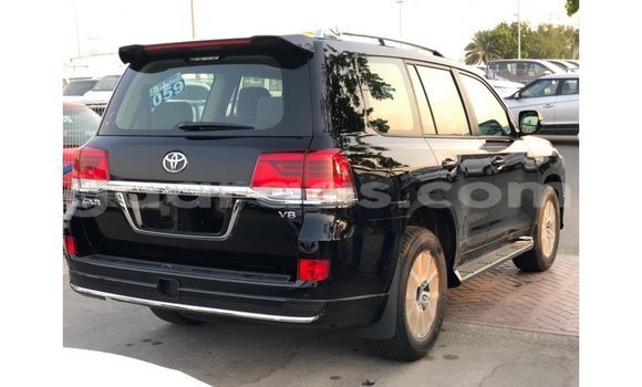 Dieundeu Imported Toyota Land Cruiser Black Auto in Import - Dubai in Dakar Dieundeu Imported Toyota Land Cruiser Black Auto in Import - Dubai in Dakar