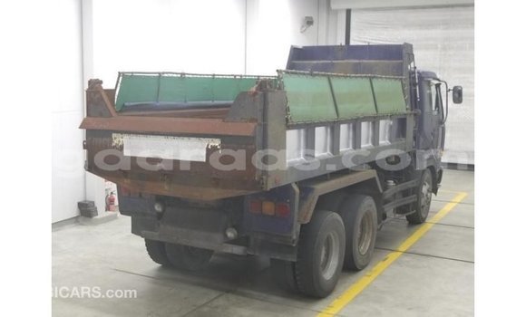 Acheter Import Utilitaire Nissan Evalia Bleu à Import - Dubai, Dakar Acheter Import Utilitaire Nissan Evalia Bleu à Import - Dubai, Dakar