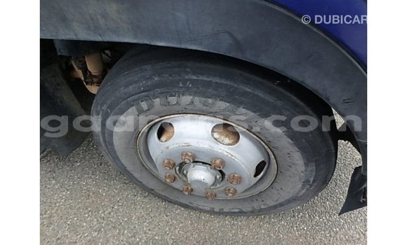 Acheter Import Utilitaire Nissan Evalia Bleu à Import - Dubai, Dakar Acheter Import Utilitaire Nissan Evalia Bleu à Import - Dubai, Dakar