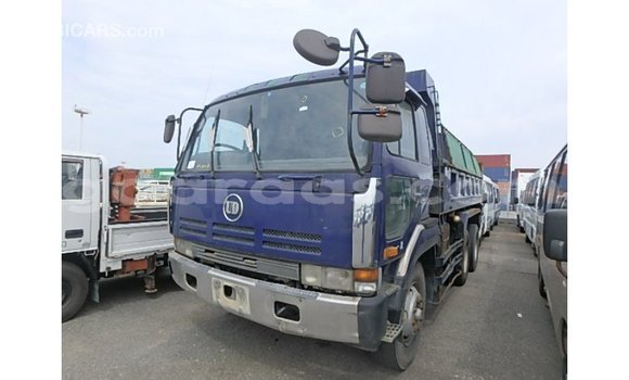 Acheter Import Utilitaire Nissan Evalia Bleu à Import - Dubai, Dakar Acheter Import Utilitaire Nissan Evalia Bleu à Import - Dubai, Dakar