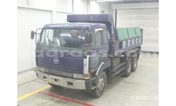 Acheter Import Utilitaire Nissan Evalia Bleu à Import - Dubai, Dakar Acheter Import Utilitaire Nissan Evalia Bleu à Import - Dubai, Dakar