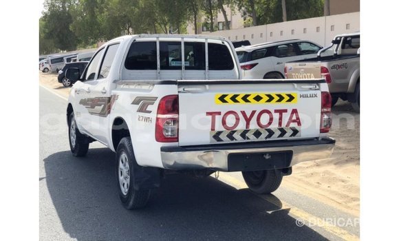 Dieundeu Imported Toyota Hilux White Auto in Import - Dubai in Dakar Dieundeu Imported Toyota Hilux White Auto in Import - Dubai in Dakar