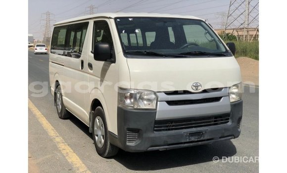 Buy Import Toyota Hiace White Car in Import - Dubai in Dakar Buy Import Toyota Hiace White Car in Import - Dubai in Dakar