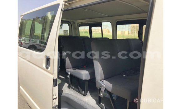 Buy Import Toyota Hiace White Car in Import - Dubai in Dakar Buy Import Toyota Hiace White Car in Import - Dubai in Dakar