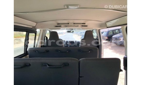 Buy Import Toyota Hiace White Car in Import - Dubai in Dakar Buy Import Toyota Hiace White Car in Import - Dubai in Dakar