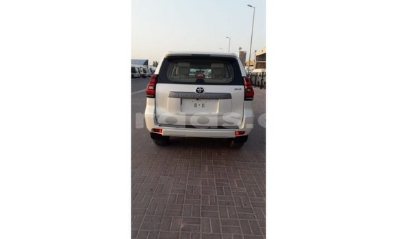 Dieundeu Imported Toyota Prado White Auto in Import - Dubai in Dakar Dieundeu Imported Toyota Prado White Auto in Import - Dubai in Dakar