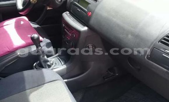 Acheter Occasion Voiture Citroen C4 Gris à Dakar, Dakar Acheter Occasion Voiture Citroen C4 Gris à Dakar, Dakar