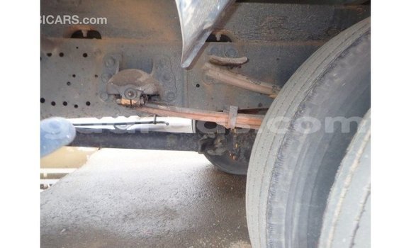 Buy Import Isuzu Rodeo White Car in Import - Dubai in Dakar Buy Import Isuzu Rodeo White Car in Import - Dubai in Dakar
